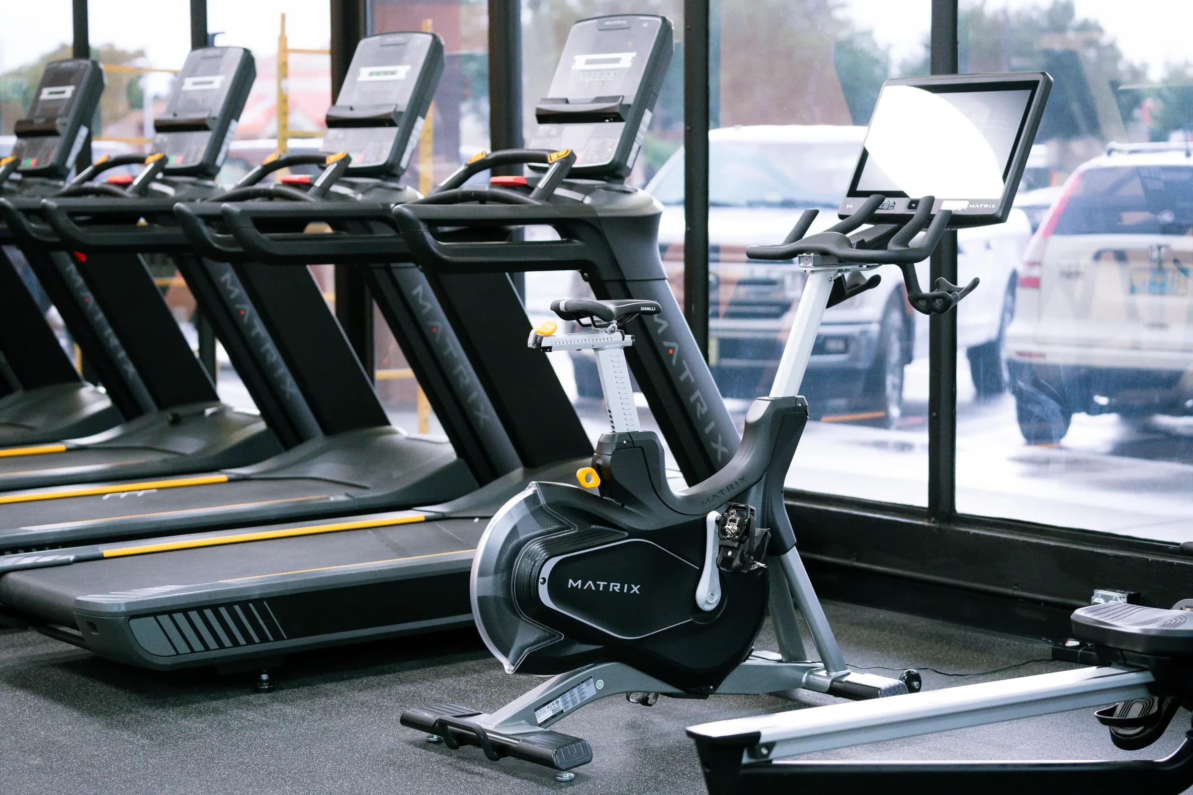 Cardio machines at Peaches